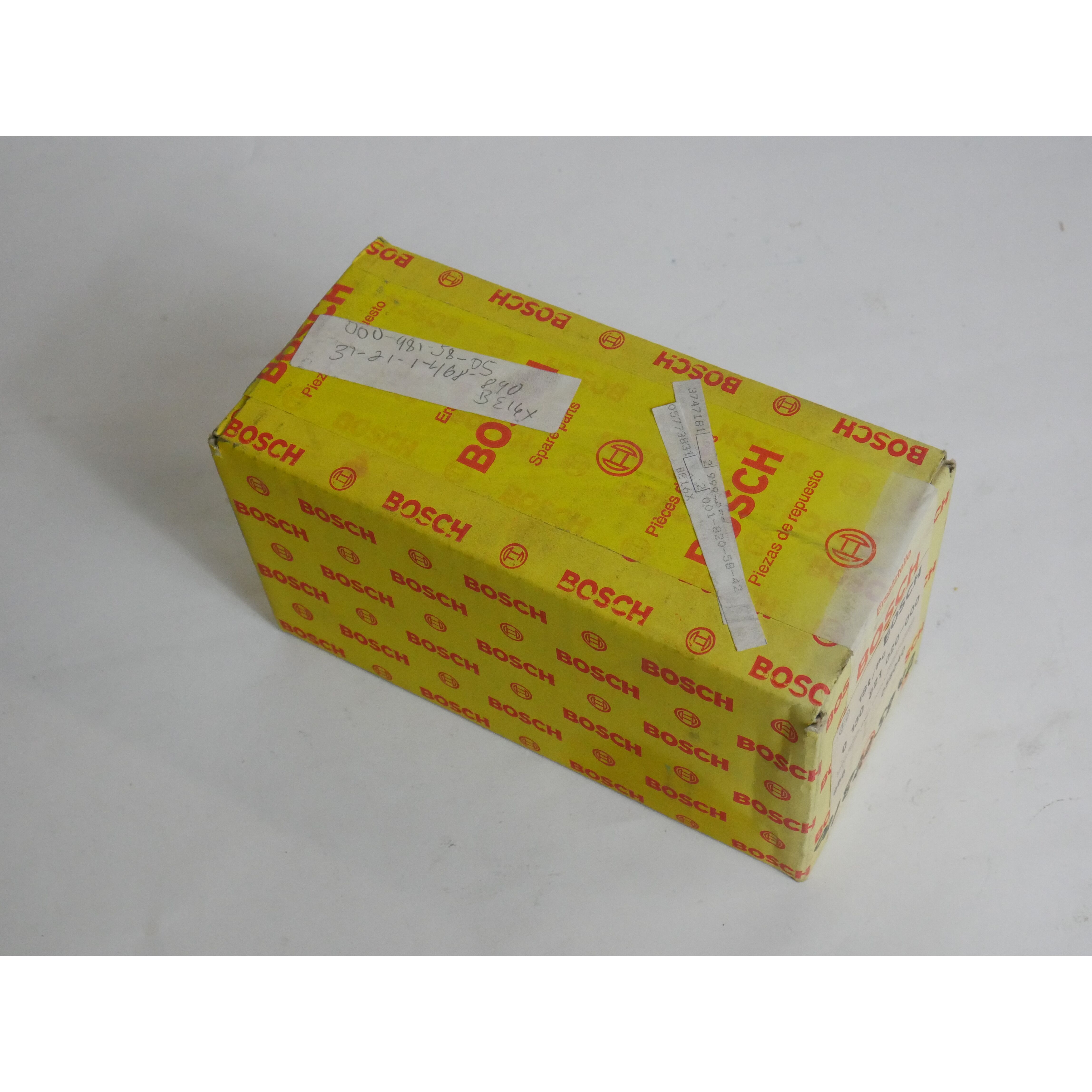 Mercedes-Benz 0018205842 Bosch 0130821020